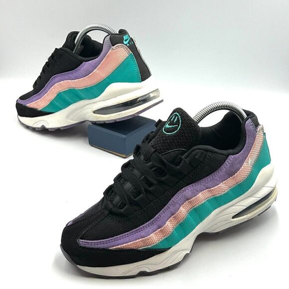 Nike Air Max 95 GS 'Have A Nike Day' (2019) - Picture 2 of 10